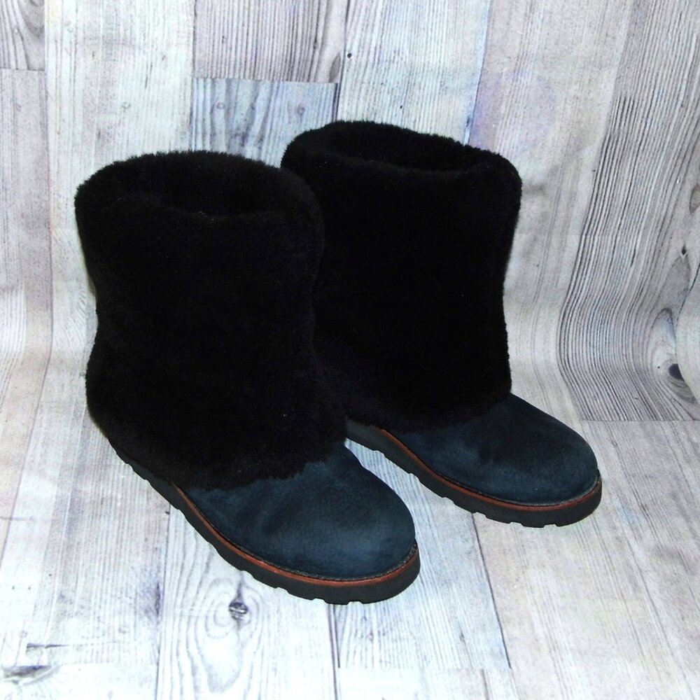 UGG Maylin Black Suede/Sheepskin Boots Womens Size 8